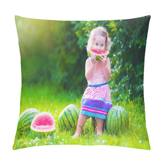 Personality  Little Girl Eating Watermelon Pillow Covers
