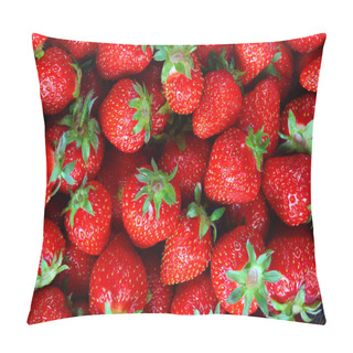 Personality  Fresh Strawberry Background Pillow Covers