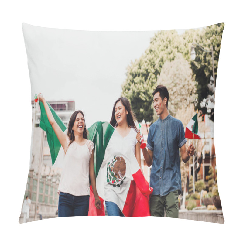 Personality  mexican guys cheering Viva Mexico on independence day in Mexico city pillow covers