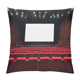 Personality  Empty Movie Theater With Red Seats Pillow Covers