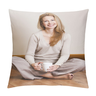 Personality  Casual Woman Pillow Covers