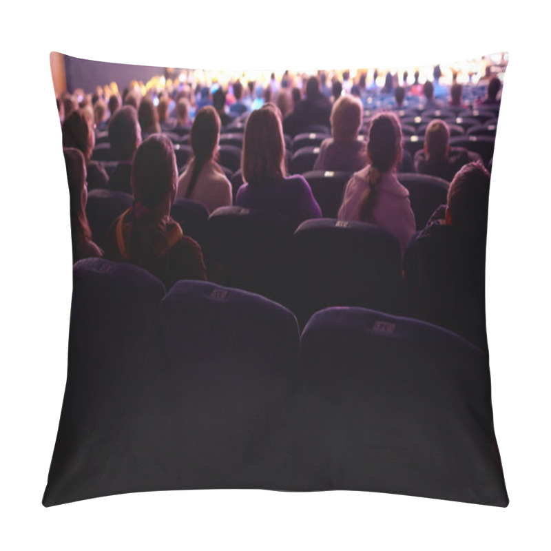 Personality  Viewers Watching The Show. Pillow Covers