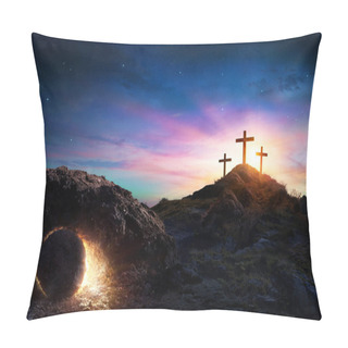 Personality  Resurrection - Tomb Empty With Crucifixion At Sunrise Pillow Covers