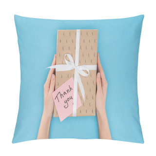 Personality  Cropped Person Holding Gift Box With Sticky Note With Thank You Lettering Isolated On Blue Background  Pillow Covers
