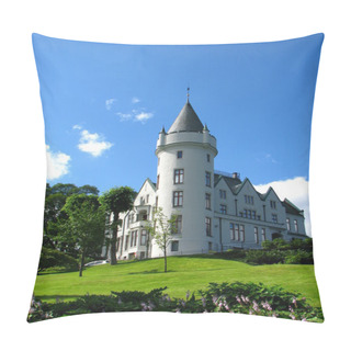Personality  Bergen Pillow Covers