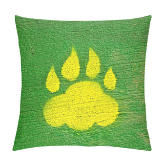 Personality  The Footprint Of Animal On Cement Background Pillow Covers