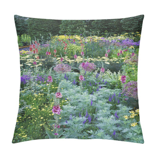 Personality   Organic Garden With Colourful And Interesting Planting Pillow Covers