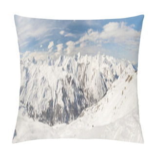 Personality  View Of A Snowy Mountain Valley Pillow Covers
