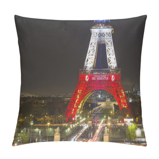Personality  Eiffel Tower At Night Pillow Covers
