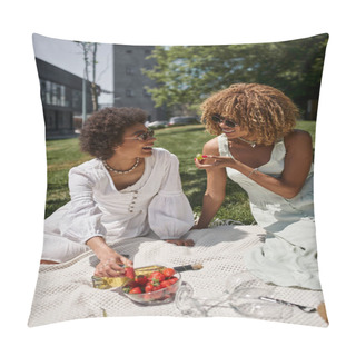 Personality  Joyful African American Women Eating Fruits And Chatting On Summer Picnic In Park Pillow Covers