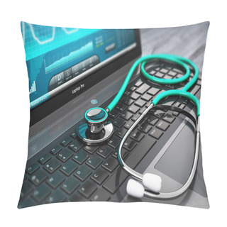 Personality  Laptop With Medical Diagnostic Software And Stethoscope Pillow Covers