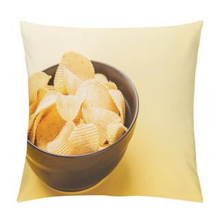 Personality  Delicious Crispy Potato Chips In Bowl On Yellow Background Pillow Covers