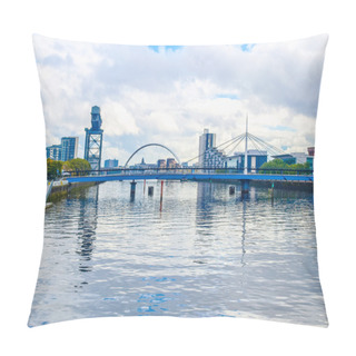 Personality  River Clyde HDR Pillow Covers
