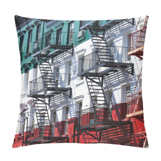 Personality  Little Italy Buildings In Manhattan, New York City Pillow Covers