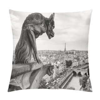 Personality  Chimera Of The Cathedral Of Notre Dame De Paris Pillow Covers