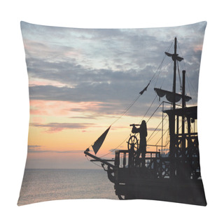 Personality  Silhouette Of A Pirate Ship At Sunset Pillow Covers