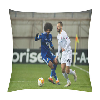 Personality  ZAPORIZHZHIA, UKRAINE - DECEMBER 03, 2020: Denys Favorov Vs Hamza Choudhury.The Football Match Of Group G Of UEFA Europa League FC Zorya Luhansk Vs Leicester City FC Pillow Covers