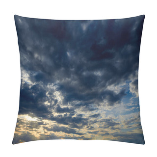 Personality  Beautiful Sunset - Dark Sky With Clouds And Sunlight Pillow Covers