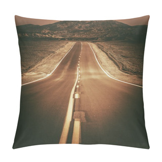 Personality  Desert Road To Nowhere Pillow Covers