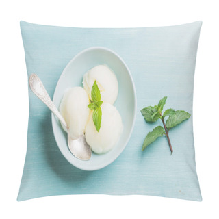 Personality  Lemon Sorbet Ice Cream With Mint Pillow Covers