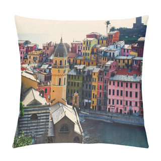 Personality  Ancient Architecture Of Vernazza. Italy Pillow Covers