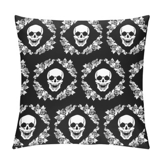 Personality  Skull In The Frame Of Roses Pillow Covers