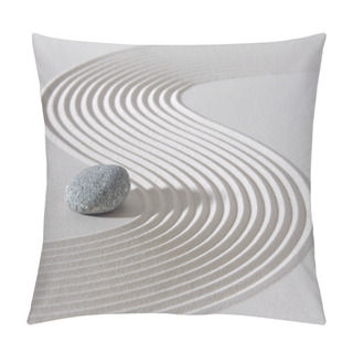 Personality  Japanese Zen Garden With Stone In Textured Sand Pillow Covers