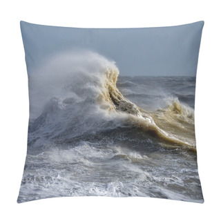 Personality  Stunning Image Of Individual Wave Breaking And Cresting During Violent Windy Storm With Superb Wave Detail Pillow Covers