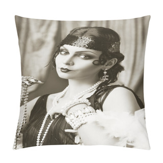 Personality  Retro Flapper Style Woman Pillow Covers