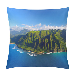 Personality  Na Pali Coast In Hawaii Pillow Covers