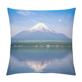 Personality  Fuji Mount Pillow Covers