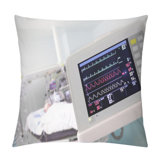 Personality  Medical Monitor Against The Hospital Room Pillow Covers
