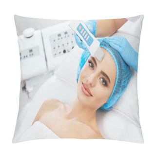 Personality   Woman Lying On Couch  In Cosmetological Clinic Pillow Covers