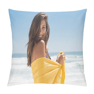 Personality  Beautiful Woman At Beach Pillow Covers