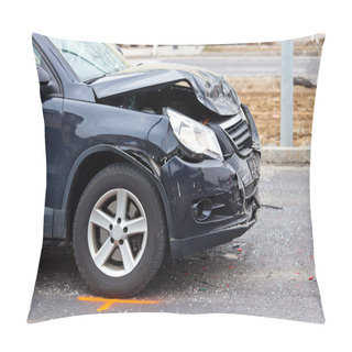 Personality  Fender-bender In A Car Accident Pillow Covers