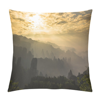 Personality  Avatar Mountains Of Zhangjiajie Pillow Covers