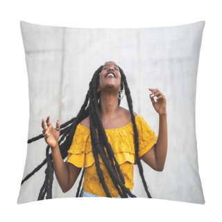 Personality  Beautiful Young Woman With Dreadlocks In Front Of Gray Wall Pillow Covers