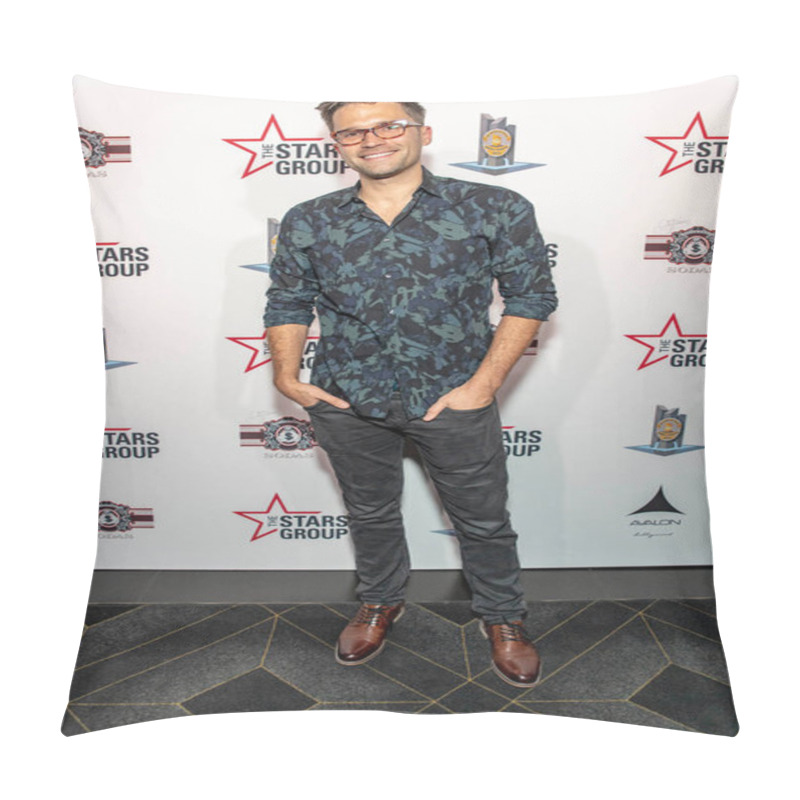 Personality  Tom Schwartz Attends 2018 LAPMF Heroes For Heroes Celebrity Poker Tournament & Casino Night Party At AVALON Hollywood, Los Angeles, California On November 10th, 2018 Pillow Covers