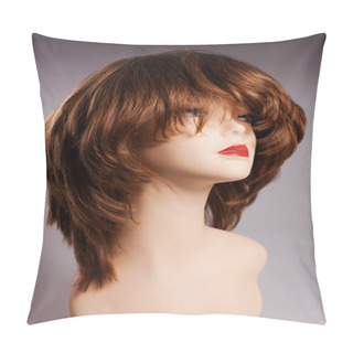 Personality  Model With The Woman Wig Of Chestnut Color Pillow Covers