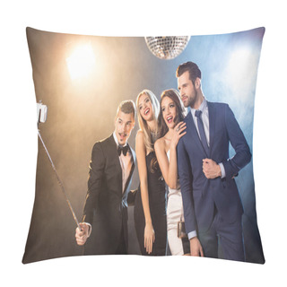 Personality  Happy Friends Taking Selfie  Pillow Covers