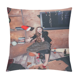 Personality  Attractive Drunk Woman  Pillow Covers