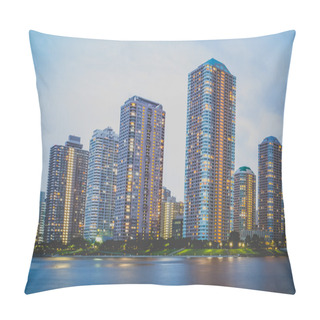 Personality  High Rise Buildings Pillow Covers
