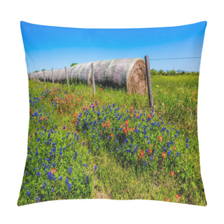 Personality  A Meadow With Round Hay Bales And Fresh Texas Wildflowers Pillow Covers