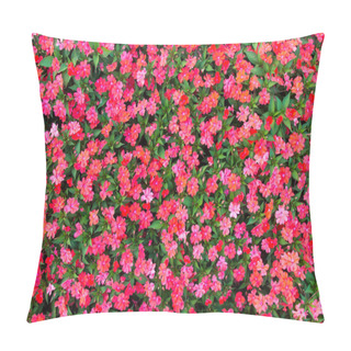 Personality  Impatiens Flowers Background Pillow Covers