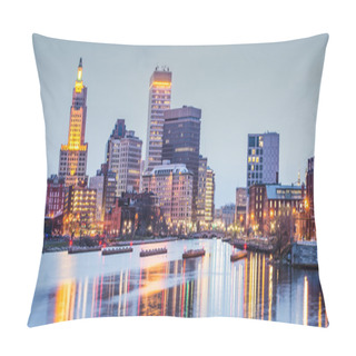 Personality  Providence Rhode Island Pillow Covers