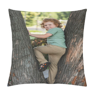 Personality  Smiling Redhead Boy Looking At Camera While Climbing On Tree In Park Pillow Covers