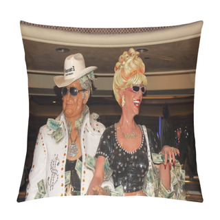 Personality  Loads Of Money Pillow Covers