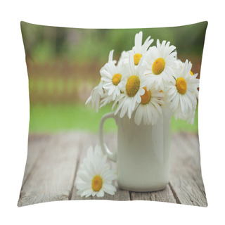 Personality  Daisy Chamomile Flowers Pillow Covers