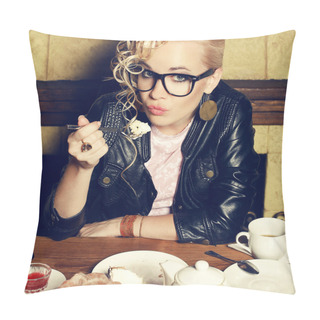 Personality  Portrait Of A Funny Hipster Blonde Girl With Great Hairdo In Tre Pillow Covers