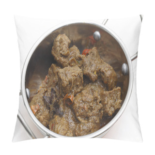 Personality  Spicy Madras Beef Curry In Kadai Pillow Covers